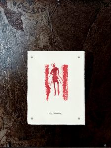 Moderne religiöse Kunst christliches Heiligenbild mit roter Dokumententinte auf Büttenpapier auf Eisenplatte